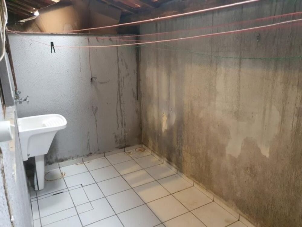 Casa para alugar com 2 quartos, 90m² - Foto 9