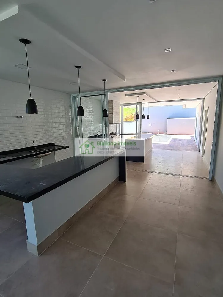 Casa, 3 quartos, 330 m² - Foto 2