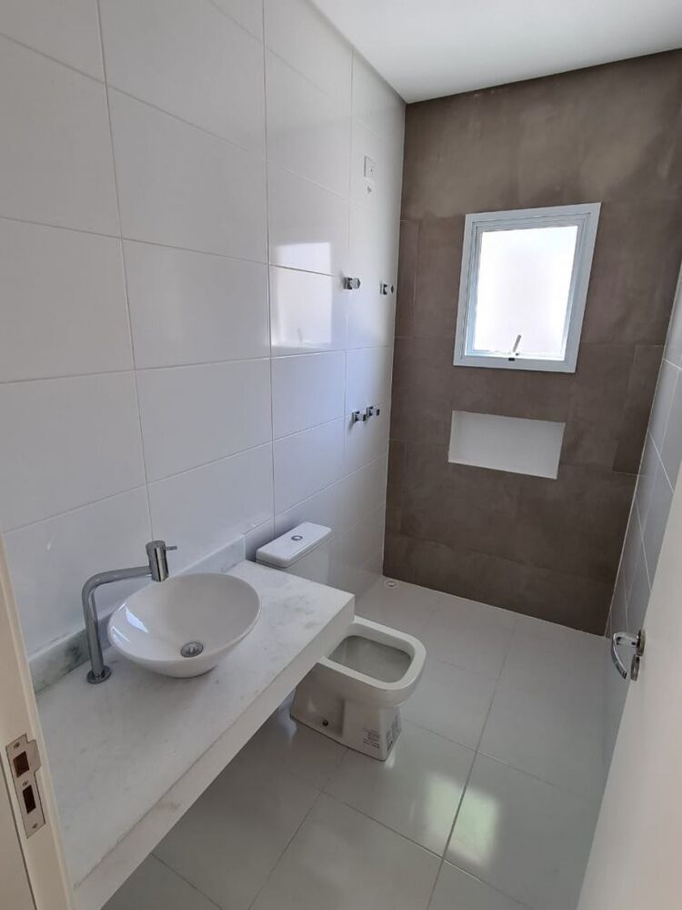 Casa à venda com 3 quartos, 330m² - Foto 6