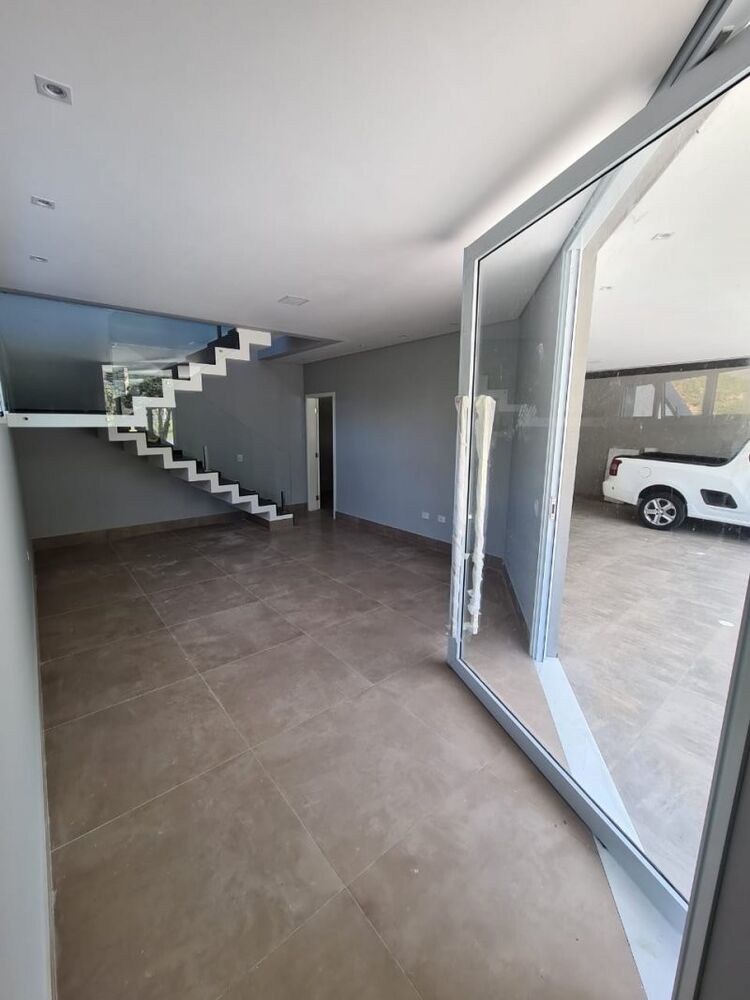 Casa à venda com 3 quartos, 330m² - Foto 12