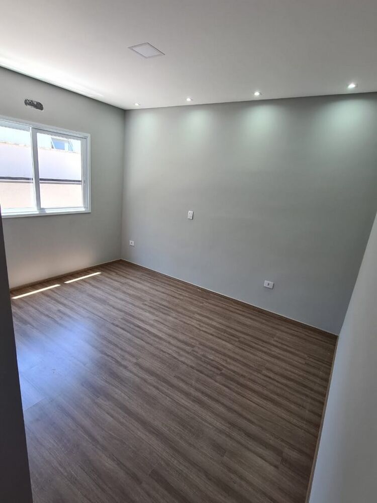 Casa à venda com 3 quartos, 330m² - Foto 8