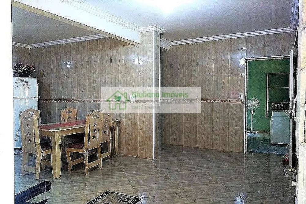 Casa, 3 quartos, 200 m² - Foto 2