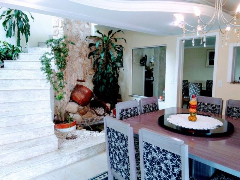 Casa, 3 quartos, 370 m² - Foto 1