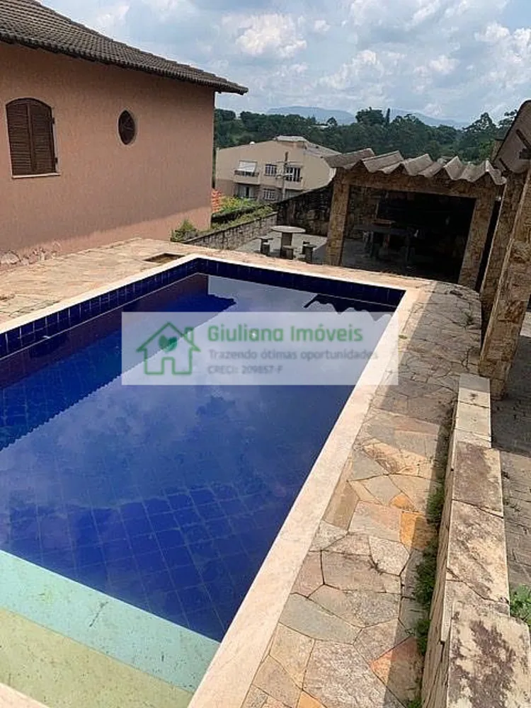 Casa, 3 quartos, 284 m² - Foto 1