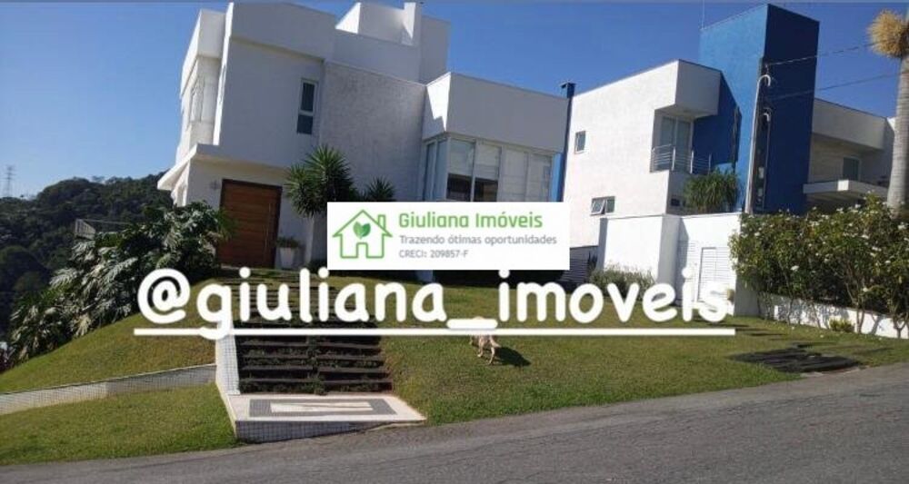Casa de Condomínio à venda com 4 quartos, 450m² - Foto 1