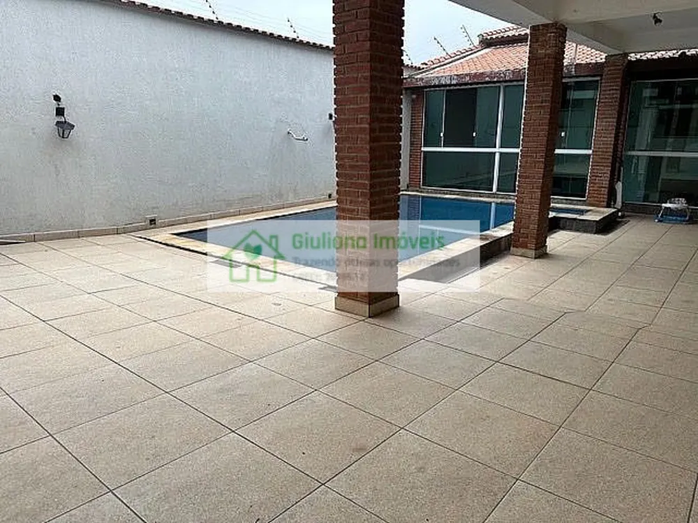 Casa, 3 quartos, 220 m² - Foto 1