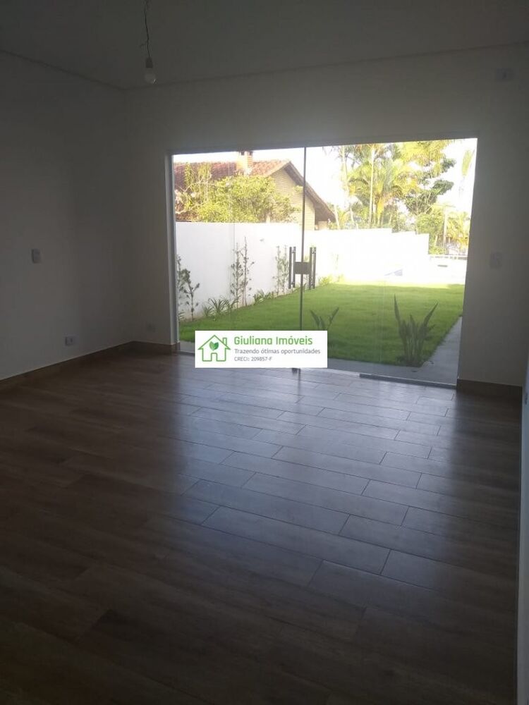 Casa de Condomínio à venda com 3 quartos, 260m² - Foto 1