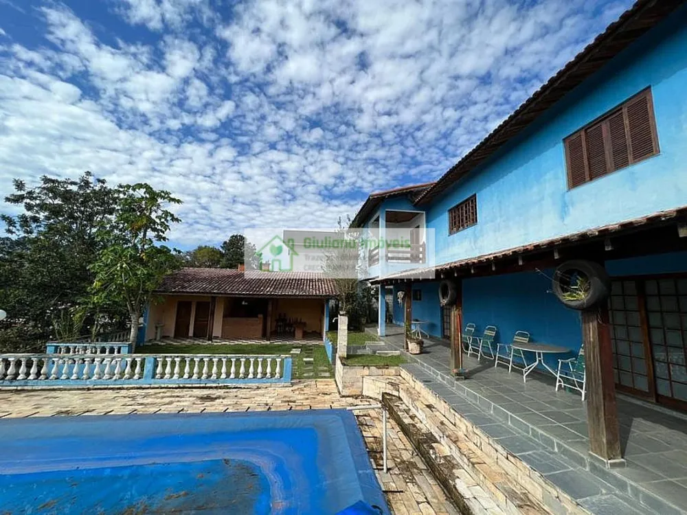 Chácara, 4 quartos, 2000 m² - Foto 1