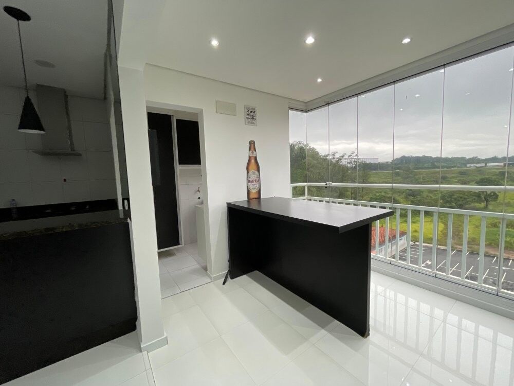 Apartamento para alugar com 3 quartos, 85m² - Foto 2