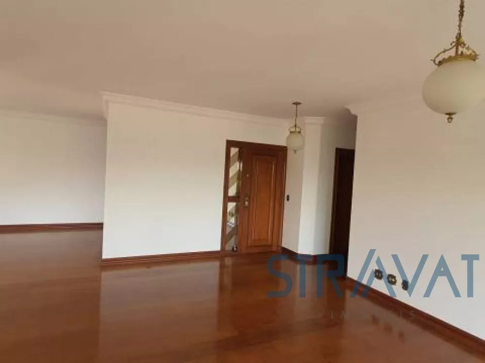 Apartamento à venda com 4 quartos, 246m² - Foto 4