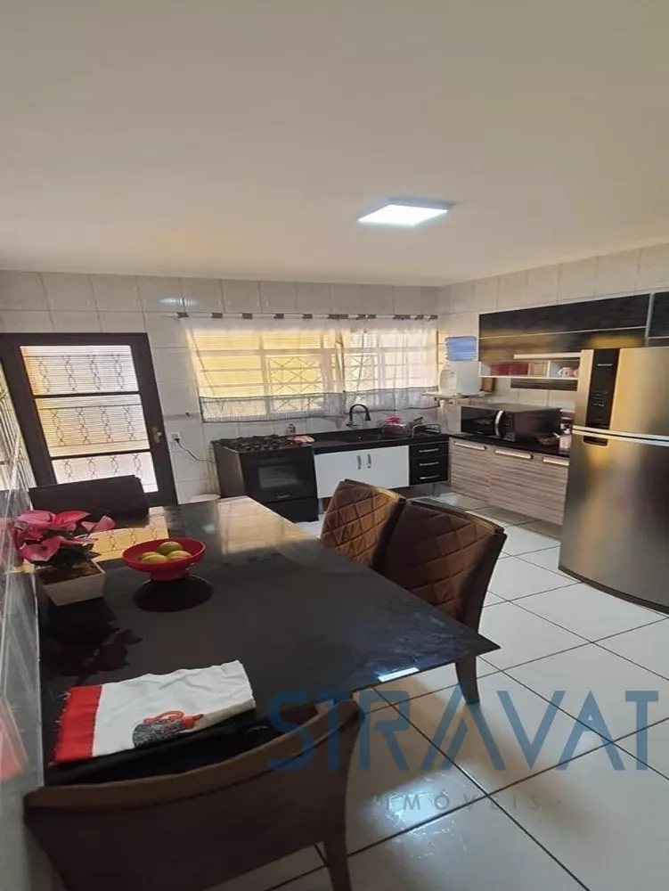 Casa à venda com 3 quartos, 138m² - Foto 5