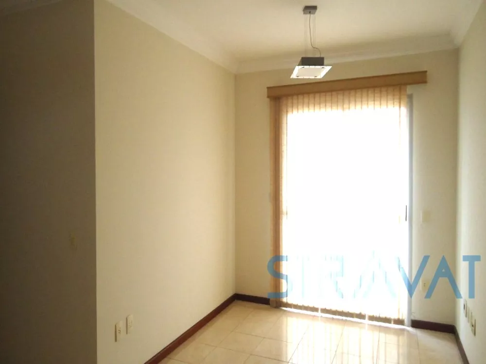 Apartamento à venda com 3 quartos, 75m² - Foto 1