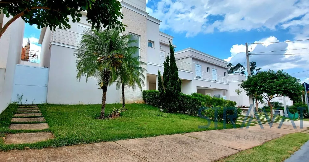 Casa à venda com 4 quartos, 310m² - Foto 4