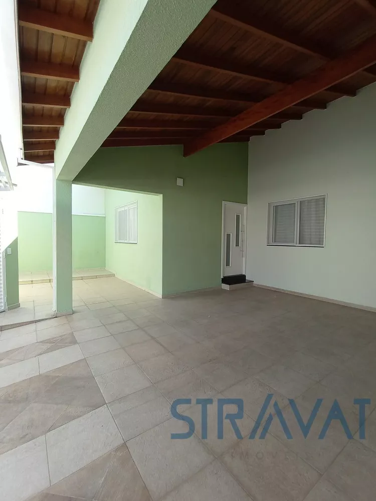 Casa à venda com 3 quartos, 167m² - Foto 1