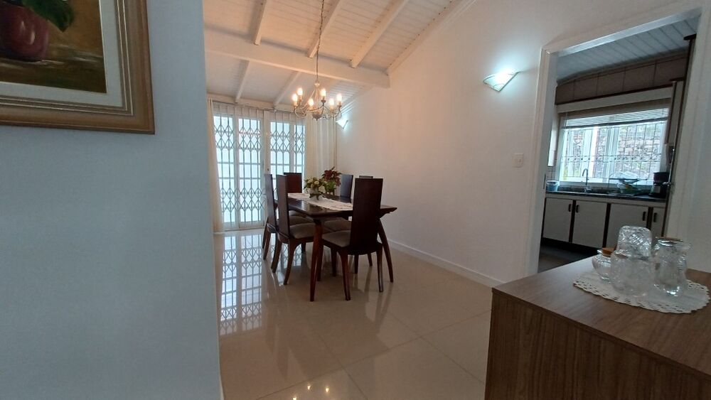 Casa, 3 quartos, 260 m² - Foto 6