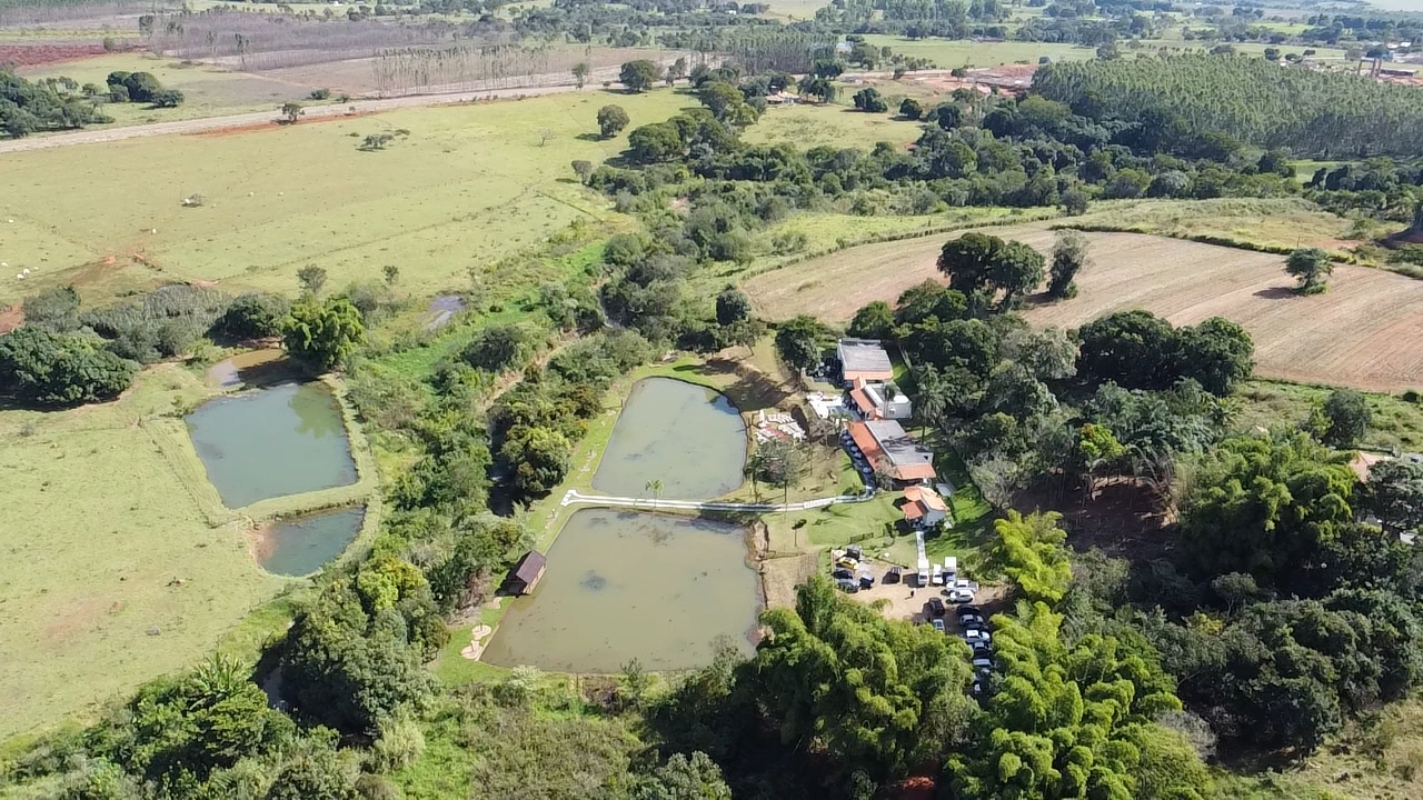 Chácara à venda com 40 quartos, 32260m² - Foto 23