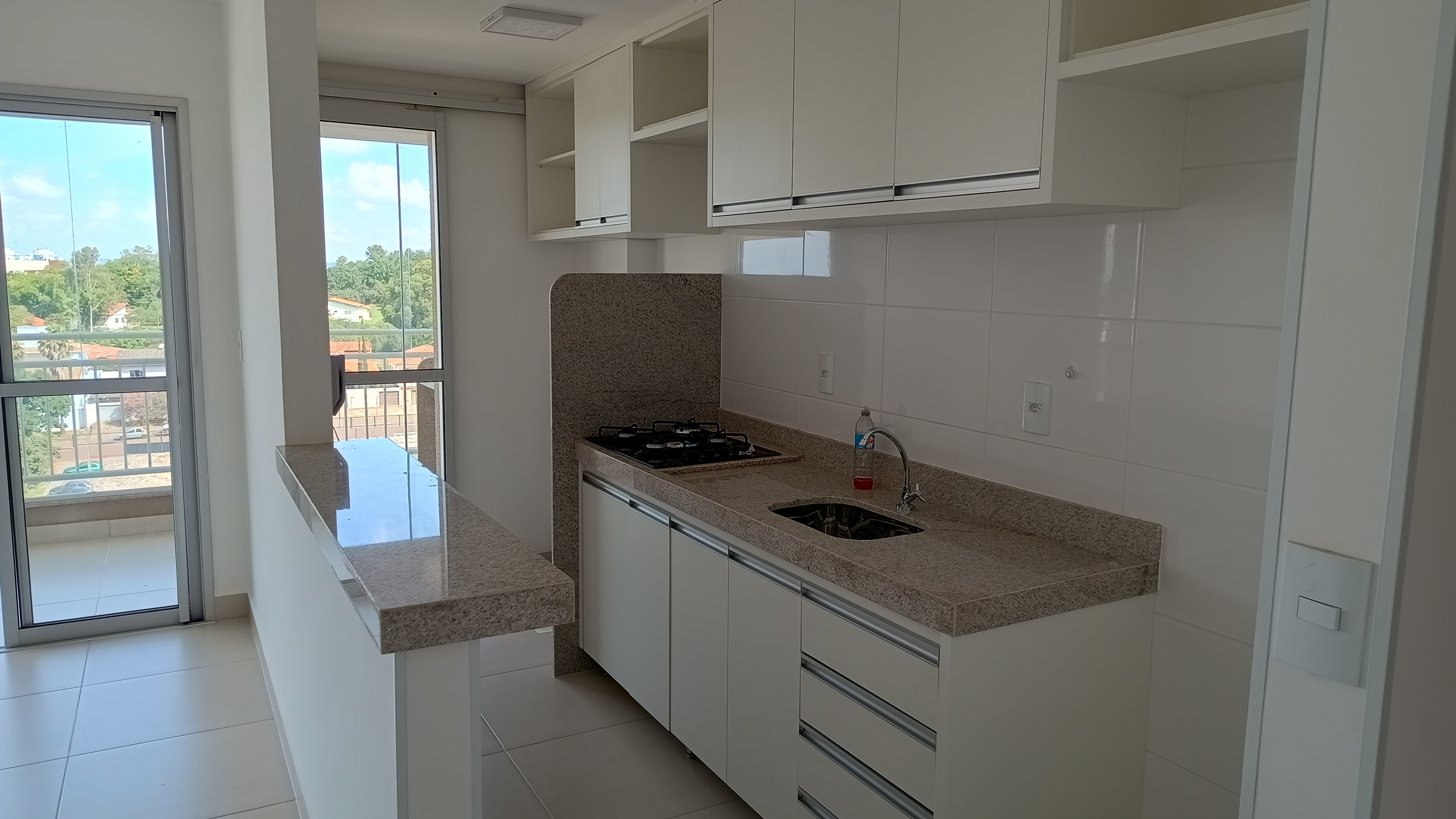 Apartamento à venda com 3 quartos, 75m² - Foto 21