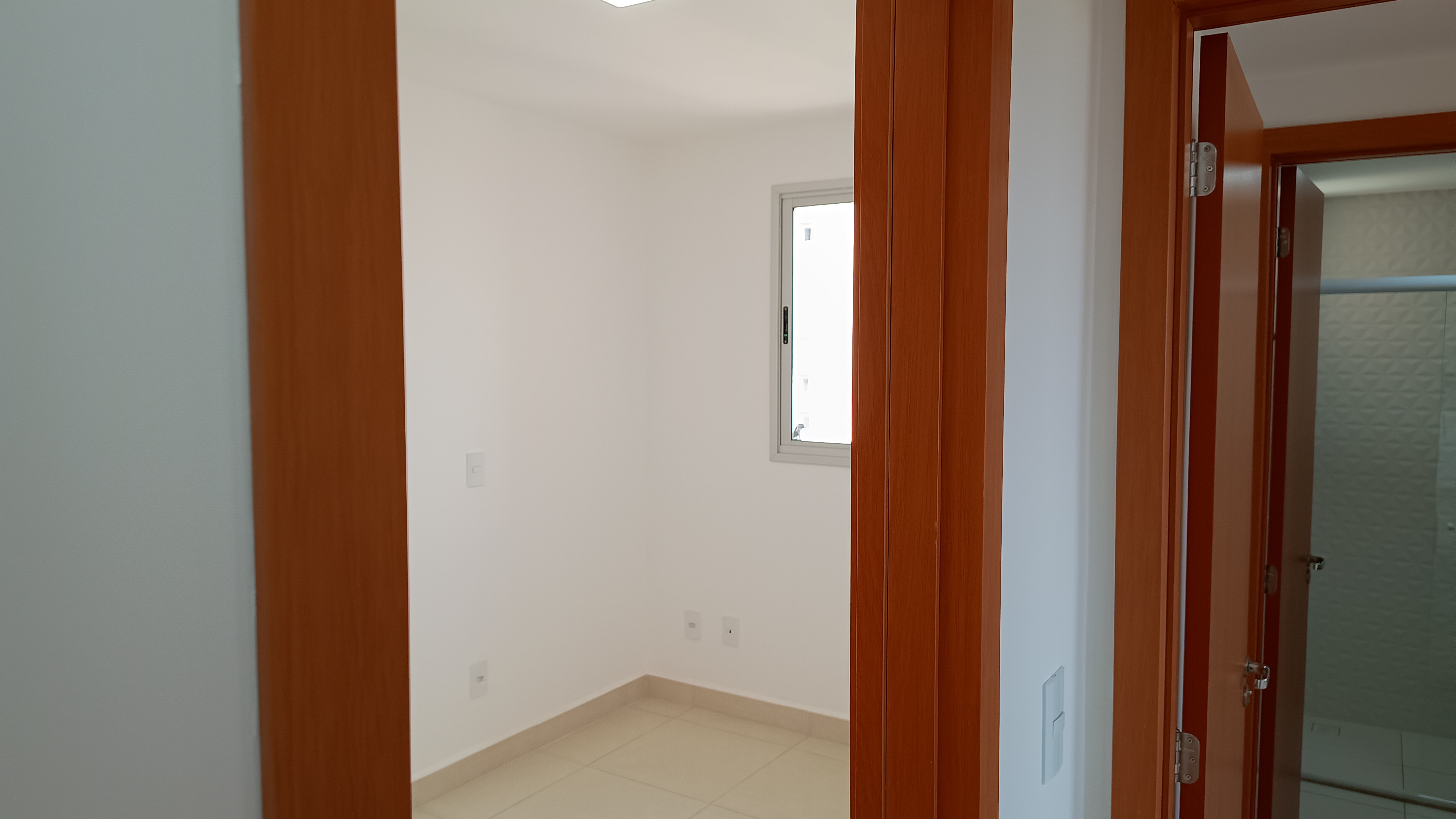 Apartamento à venda com 3 quartos, 75m² - Foto 22