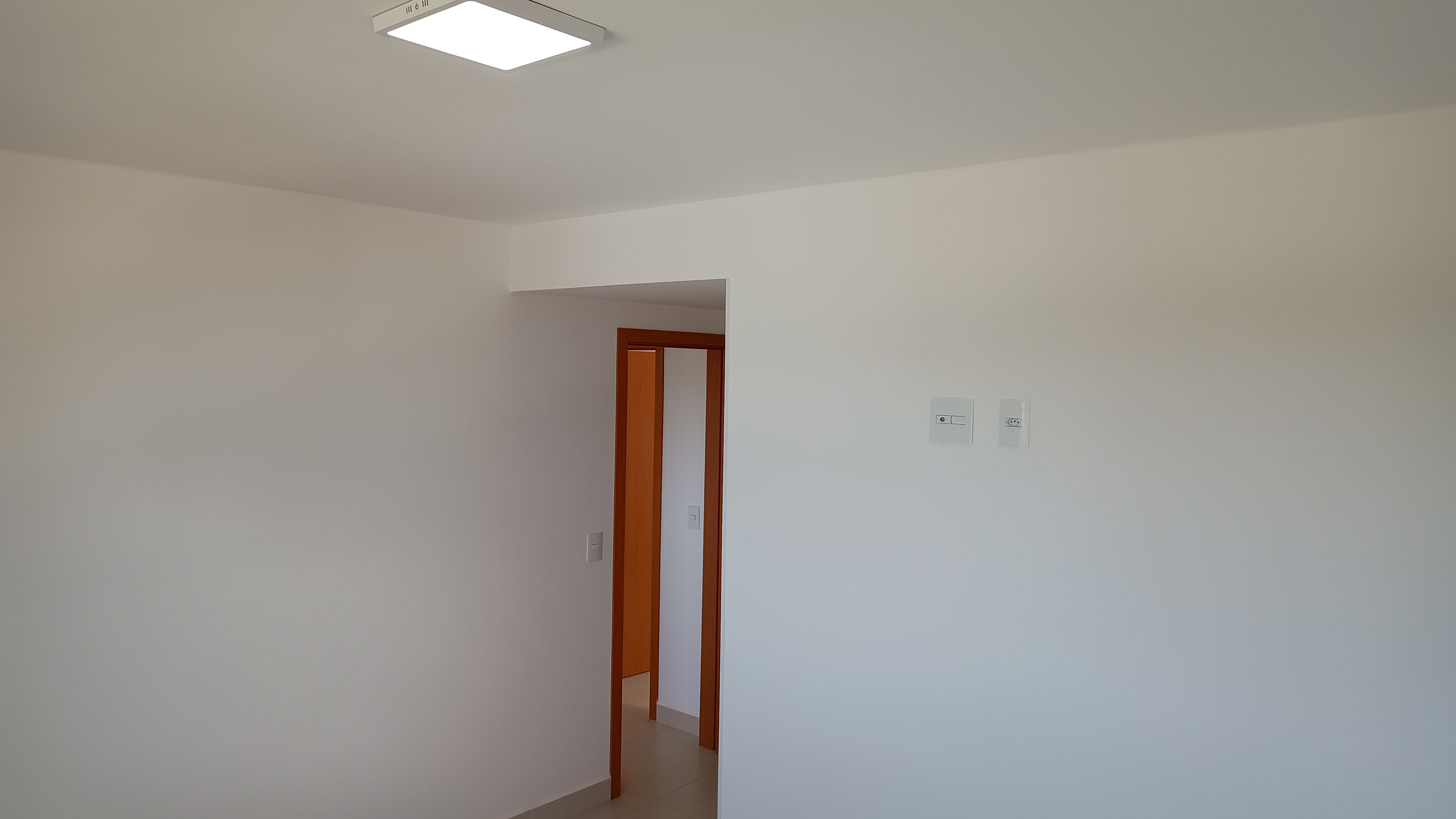 Apartamento à venda com 3 quartos, 75m² - Foto 8