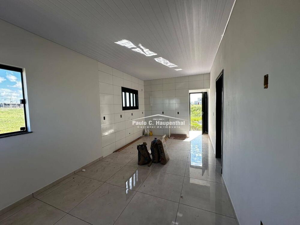 Casa à venda com 2 quartos, 53m² - Foto 3
