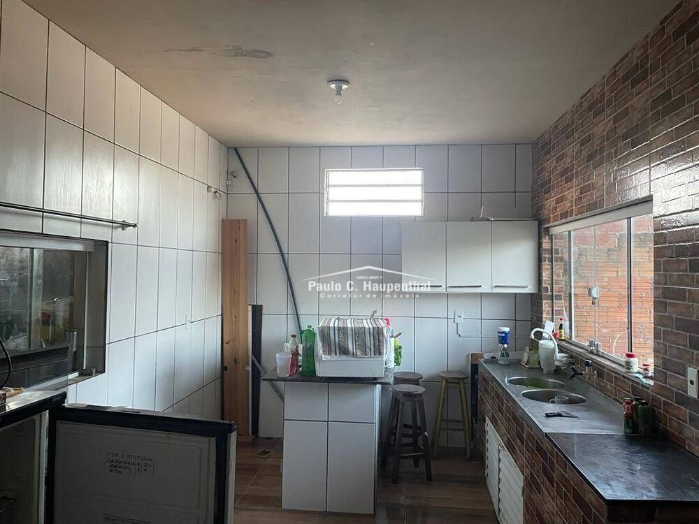 Casa, 6 quartos, 250 m² - Foto 3