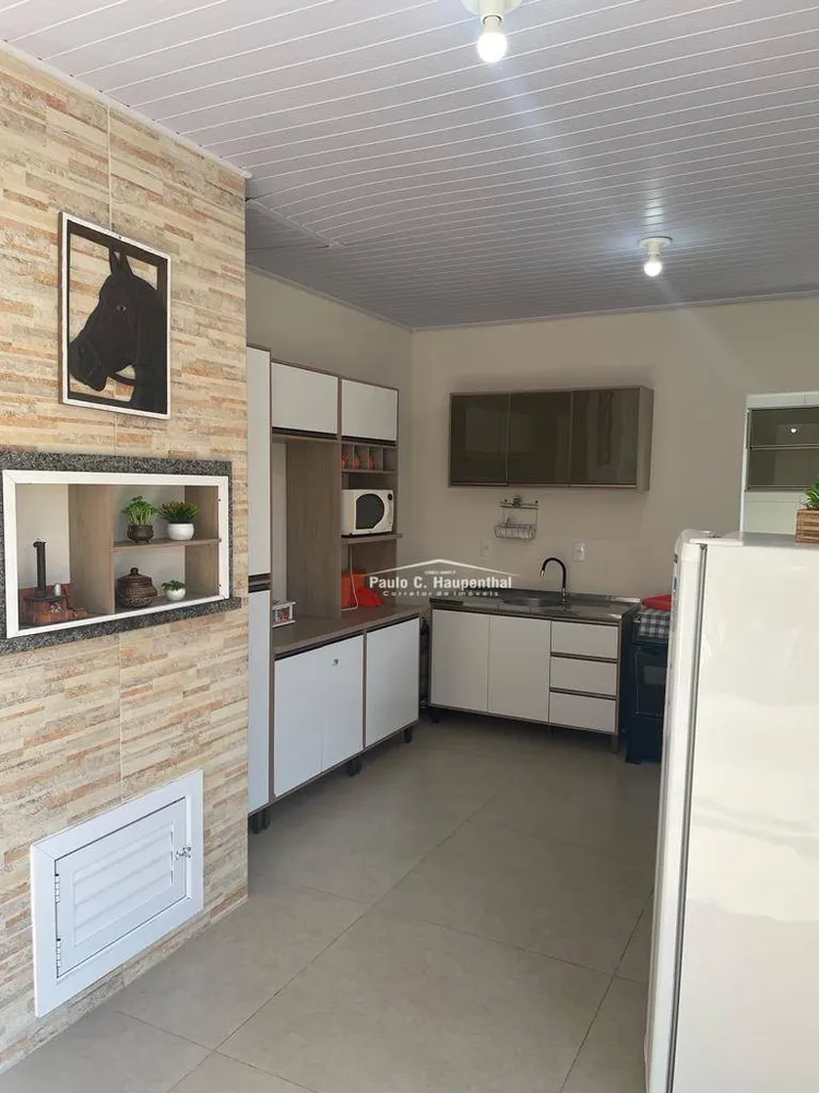 Casa, 6 quartos, 220 m² - Foto 3