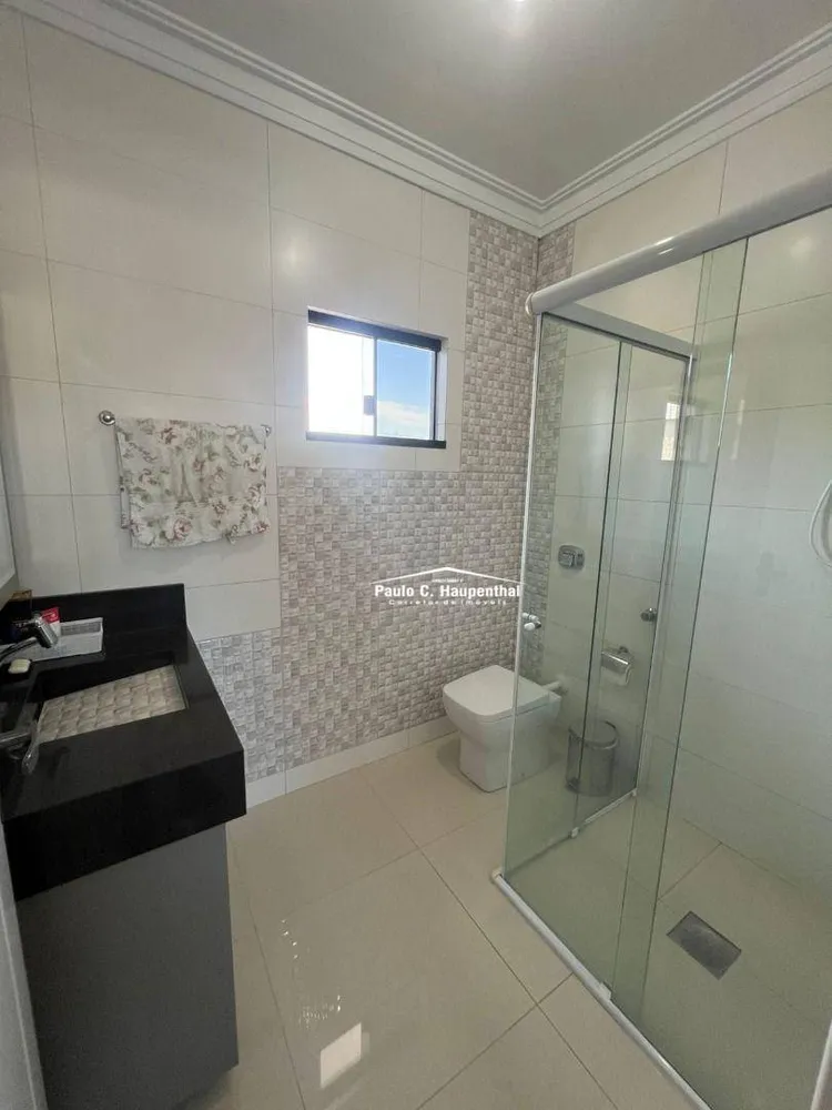 Casa, 3 quartos, 274 m² - Foto 1