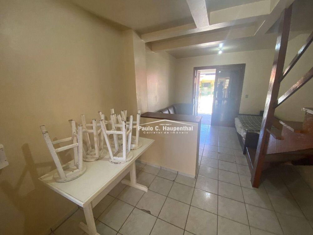Sobrado, 2 quartos, 300 m² - Foto 1