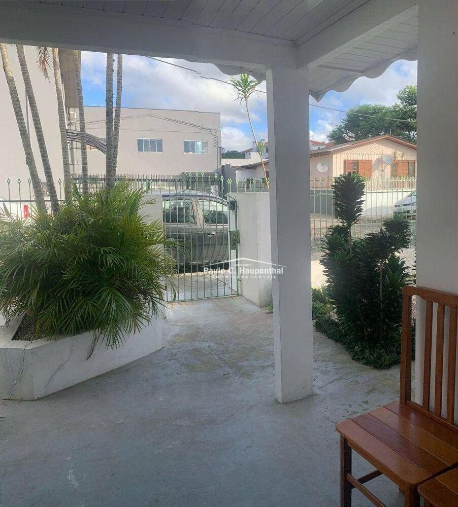 Casa à venda com 3 quartos, 90m² - Foto 3