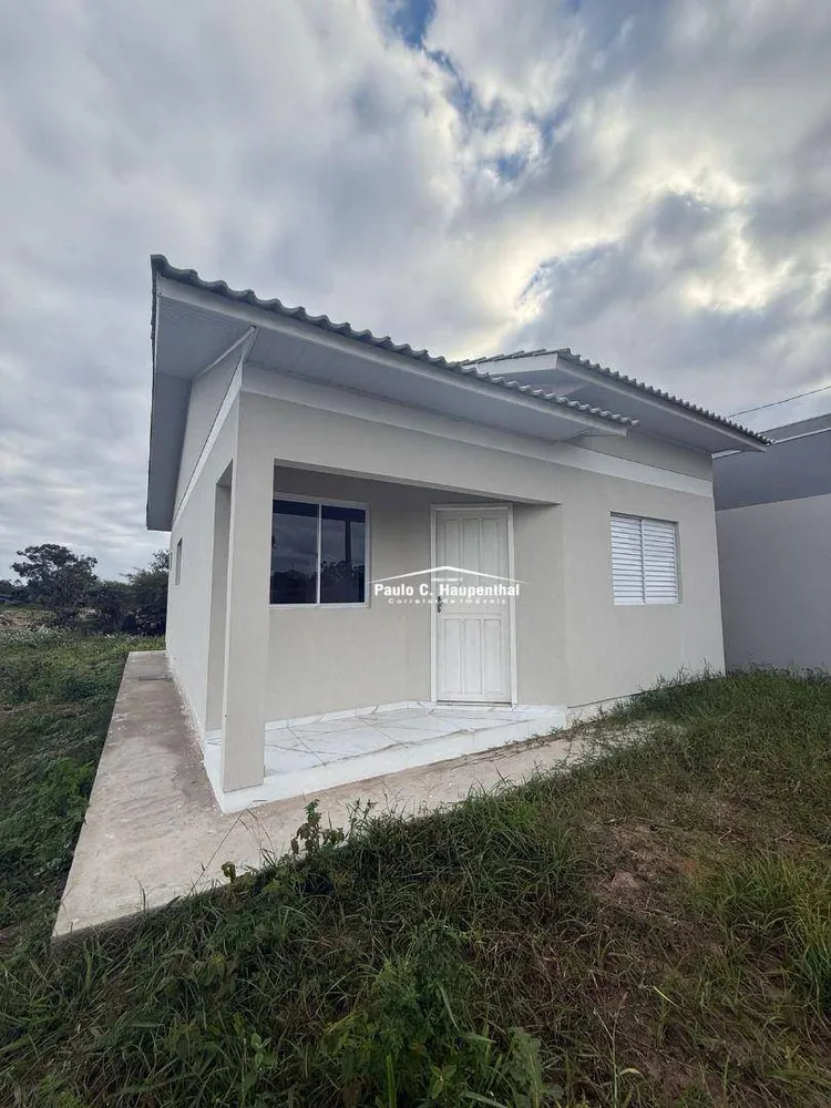 Casa, 2 quartos, 60 m² - Foto 1