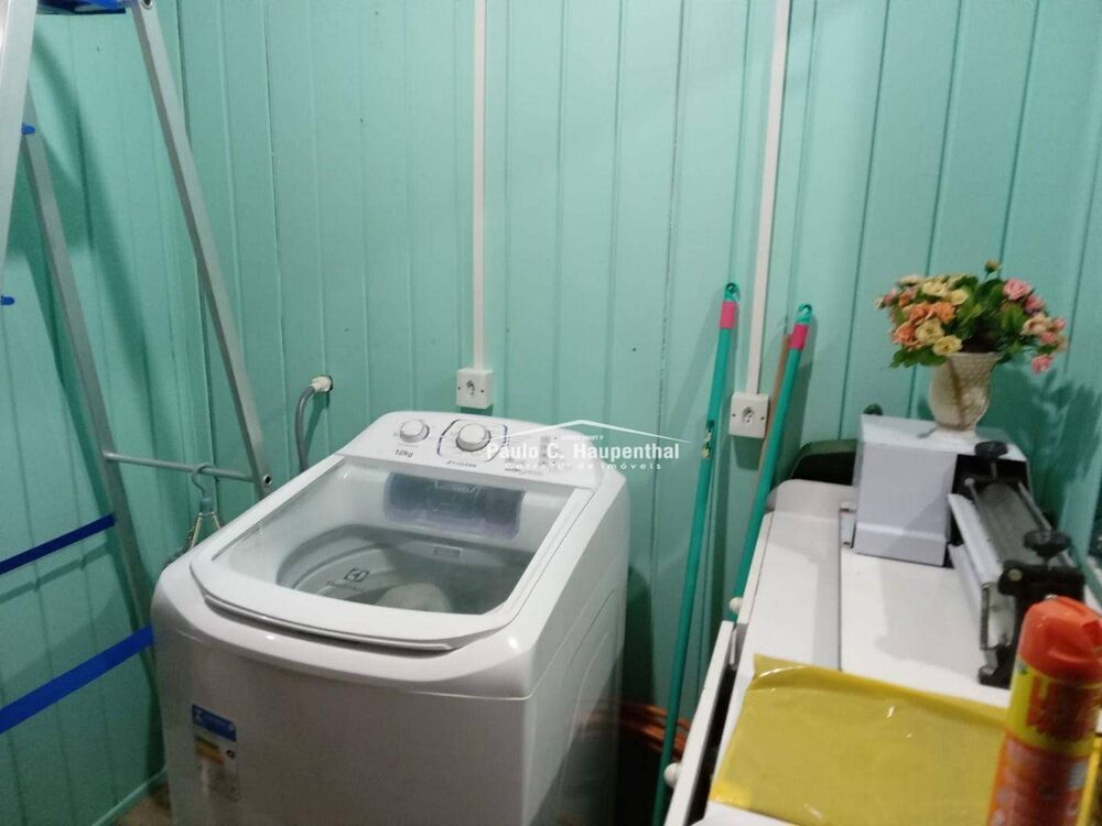 Casa à venda com 3 quartos, 80m² - Foto 3