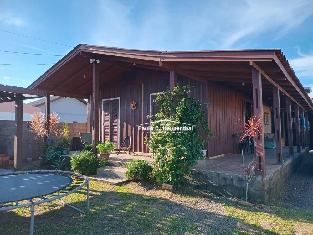 Casa, 2 quartos, 225 m² - Foto 1