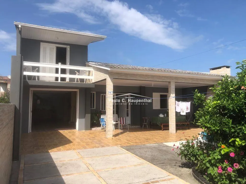 Casa, 4 quartos, 145 m² - Foto 1
