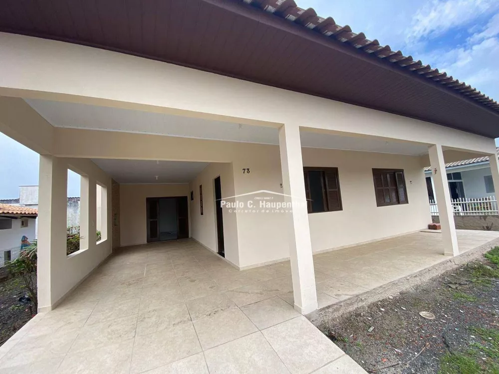 Casa à venda com 3 quartos, 130m² - Foto 1