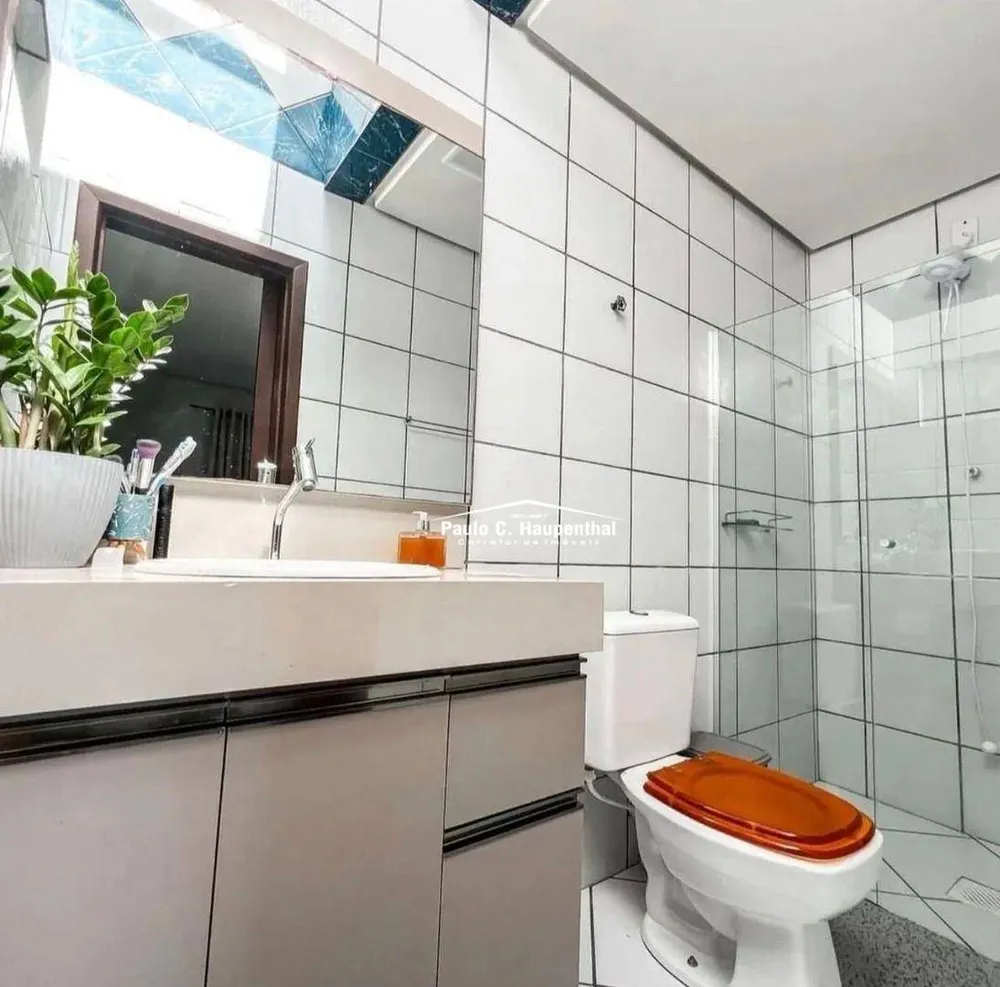 Casa, 5 quartos, 230 m² - Foto 2