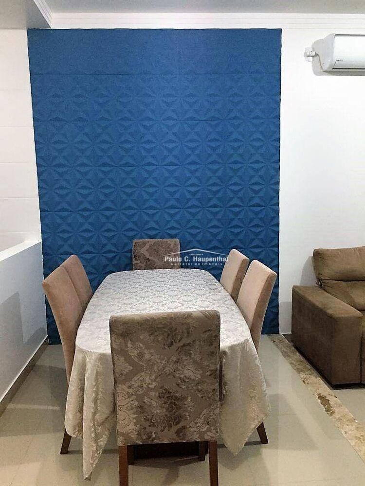 Casa à venda com 2 quartos, 56m² - Foto 2