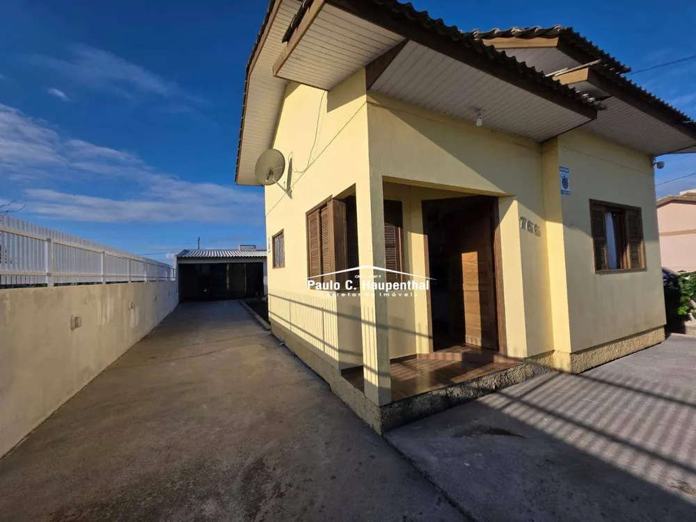 Casa, 3 quartos, 107 m² - Foto 2