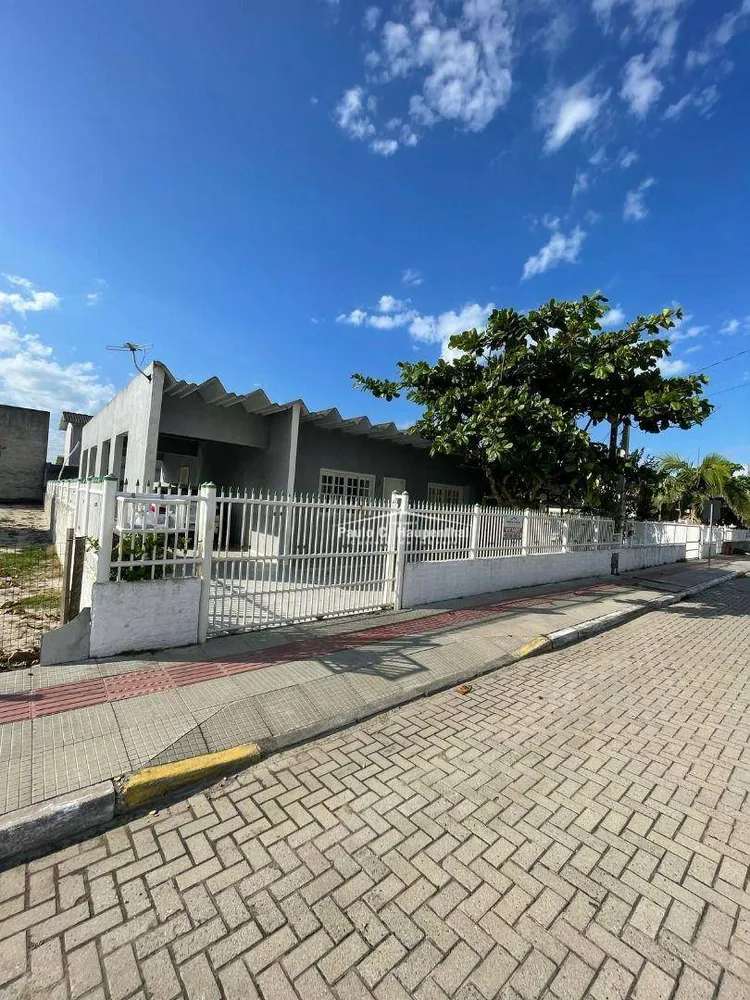 Casa, 3 quartos, 130 m² - Foto 3