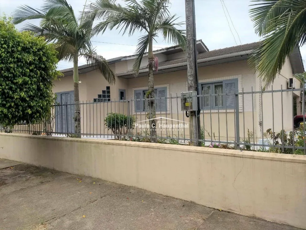 Casa, 4 quartos, 440 m² - Foto 1