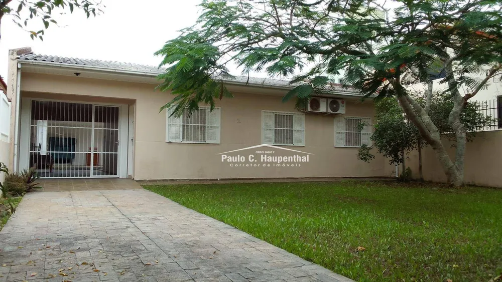 Casa, 4 quartos, 160 m² - Foto 1