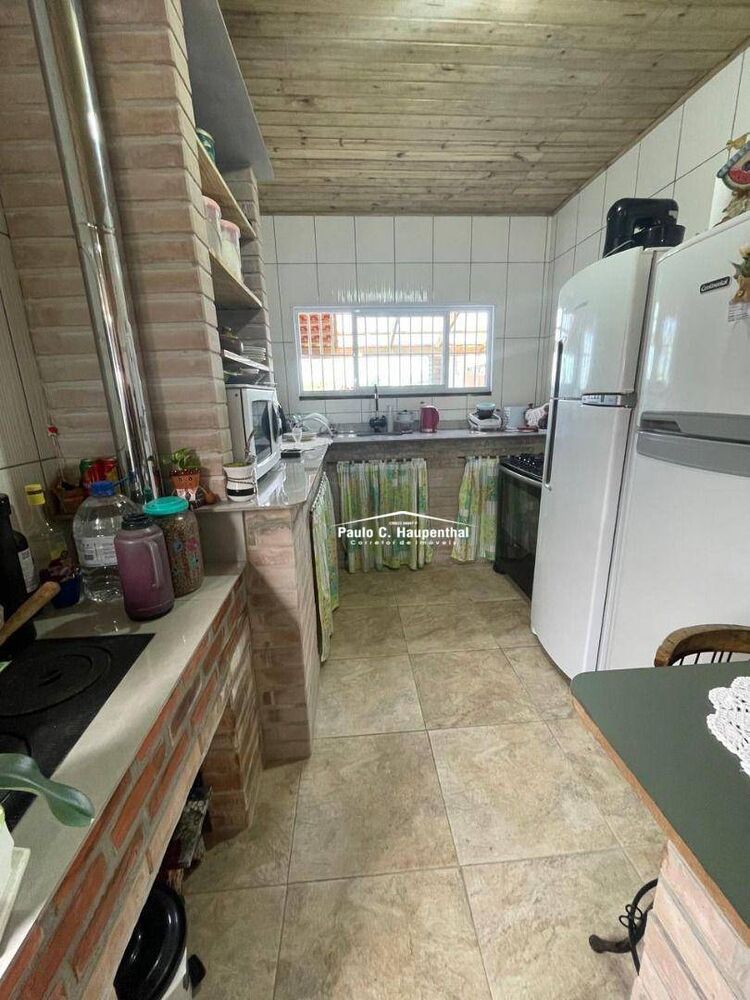 Casa à venda com 3 quartos, 173m² - Foto 1