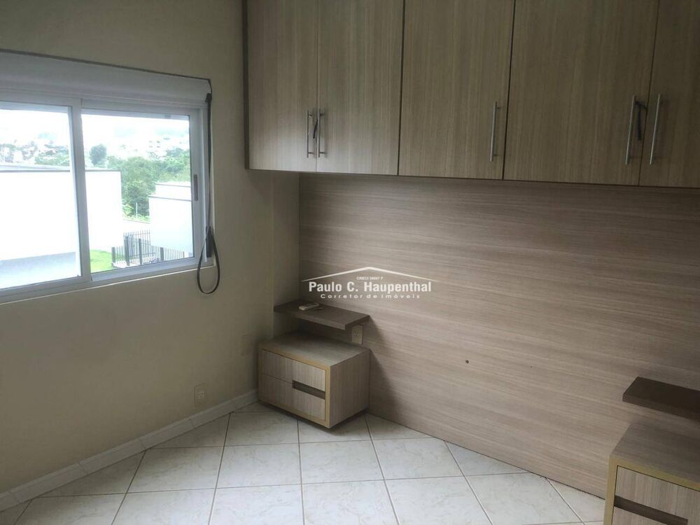 Apartamento à venda com 2 quartos, 67m² - Foto 1