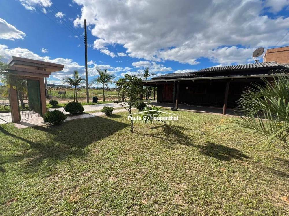 Chácara, 3 quartos, 960 m² - Foto 3