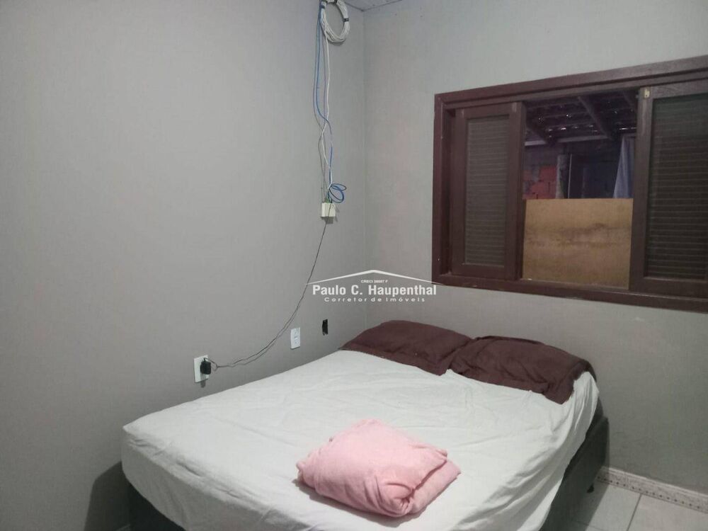 Casa, 5 quartos, 220 m² - Foto 4