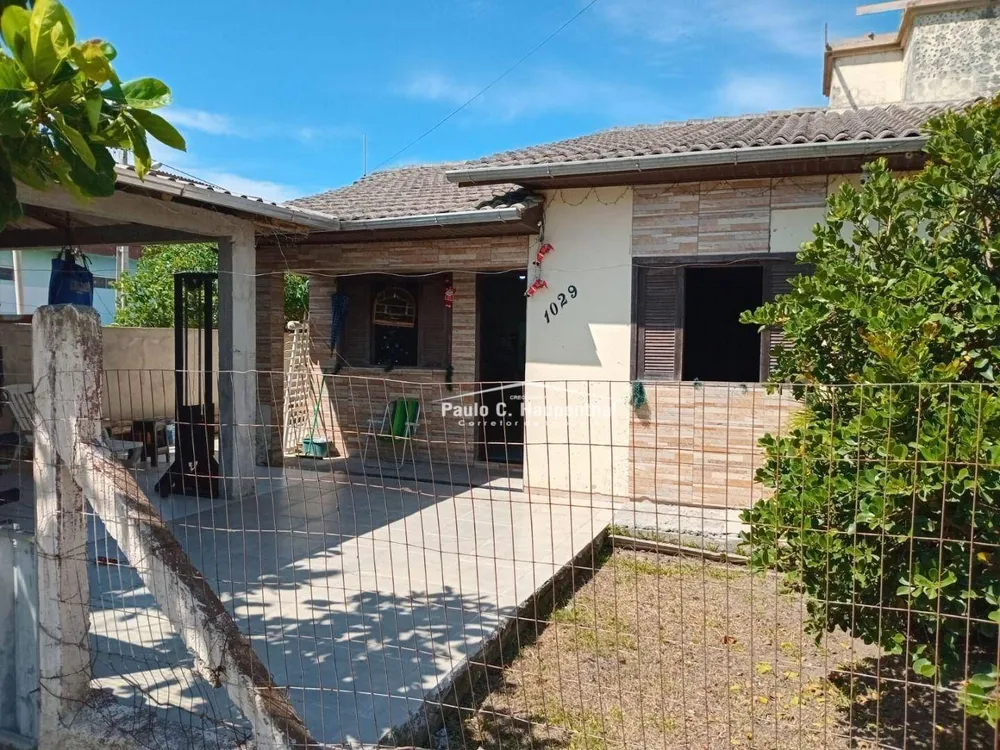 Casa, 5 quartos, 220 m² - Foto 1