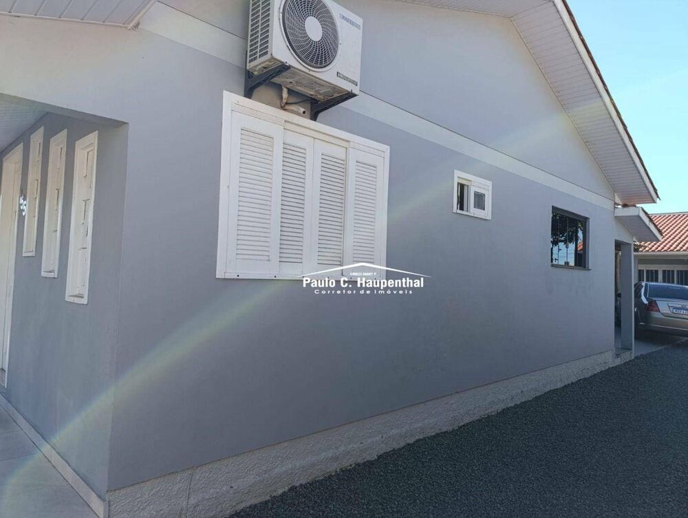 Casa à venda com 2 quartos, 172m² - Foto 2