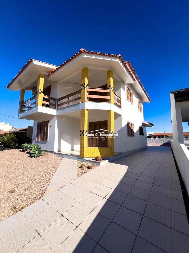 Casa, 4 quartos, 174 m² - Foto 1