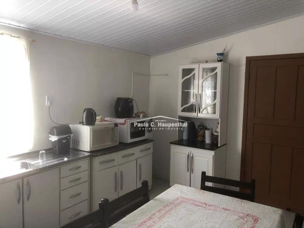 Casa à venda com 3 quartos, 150m² - Foto 4