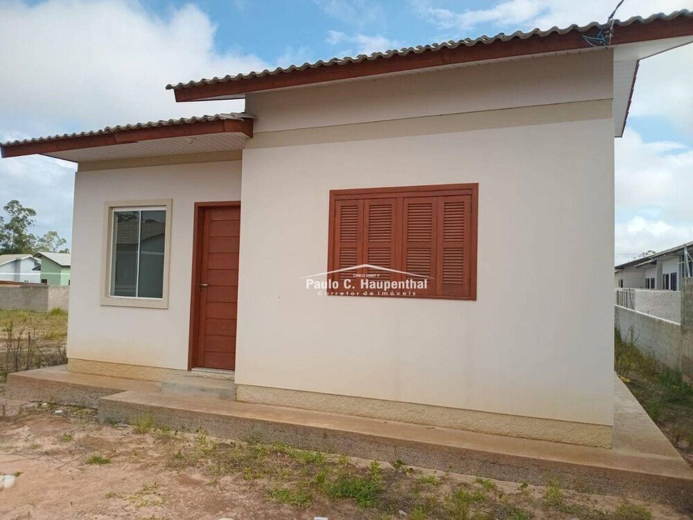 Casa à venda com 2 quartos, 60m² - Foto 1