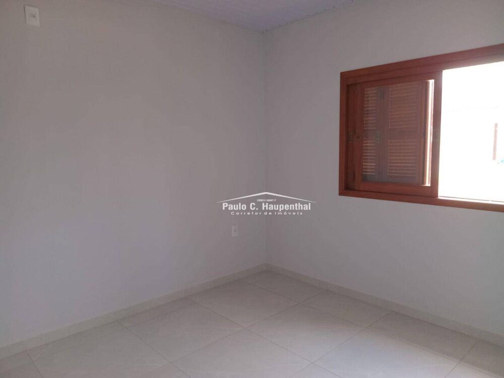 Casa à venda com 2 quartos, 60m² - Foto 3